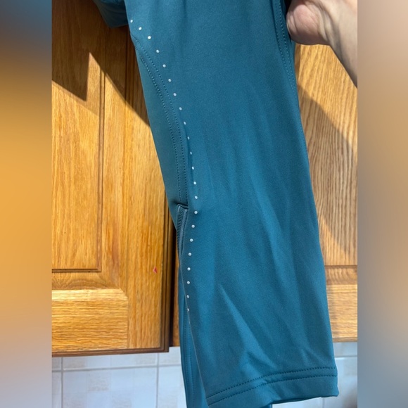NWT Lululemon Tech Fleece HR Run Tight 28” Sz 2 Green Jasper High-Rise Leggings - Picture 5 of 14